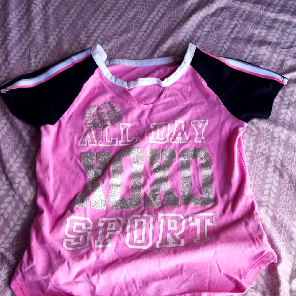 Size is unknown but will provide fit 7-8, Pink shirt